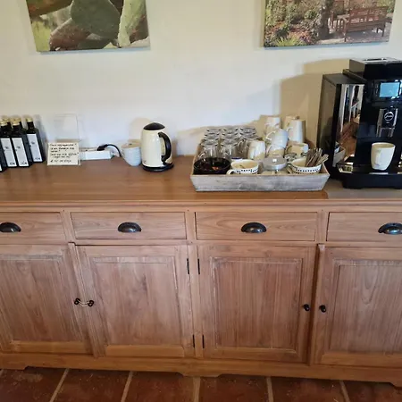Hacienda Bed & Breakfast Riogordo