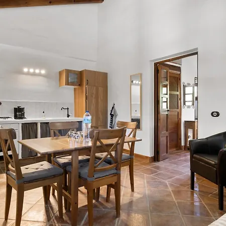 Hacienda Bed & Breakfast